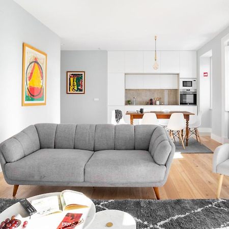 Joivy Marvelous 3-Bed Home With Astonishing View And Terrace, Nearby St George Castle Lisabona Exterior foto