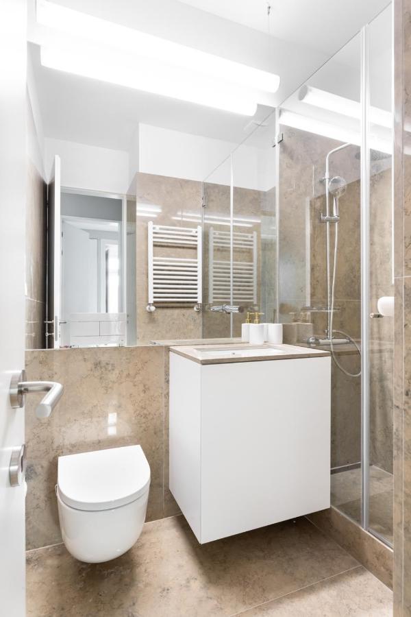 Joivy Marvelous 3-Bed Home With Astonishing View And Terrace, Nearby St George Castle Lisabona Exterior foto