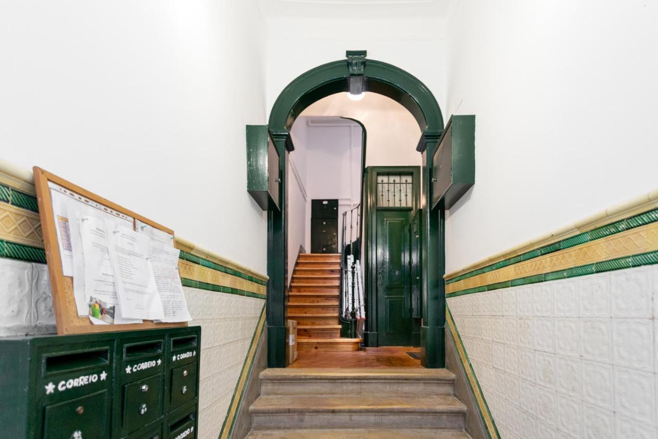 Joivy Marvelous 3-Bed Home With Astonishing View And Terrace, Nearby St George Castle Lisabona Exterior foto