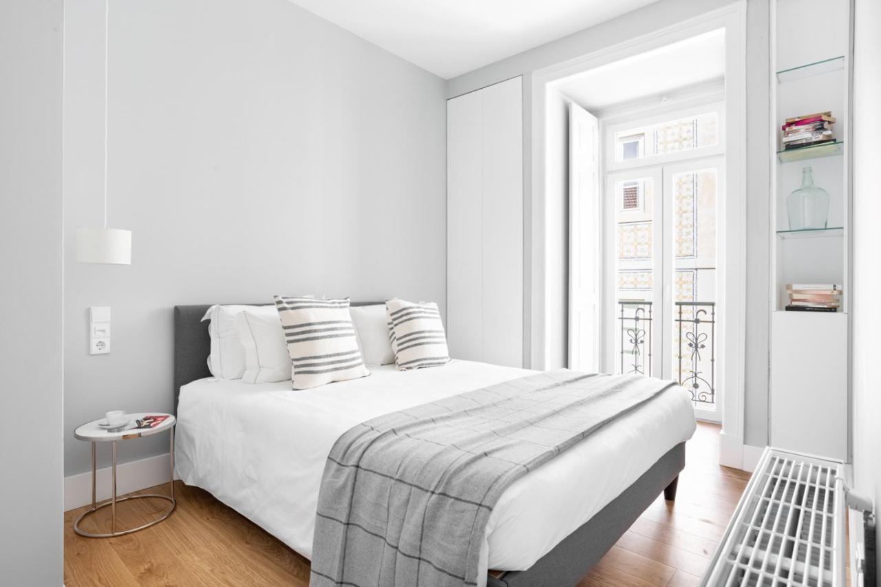 Joivy Marvelous 3-Bed Home With Astonishing View And Terrace, Nearby St George Castle Lisabona Exterior foto